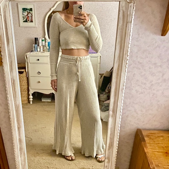 Free People Other - Free People Minnie Lounge Set
